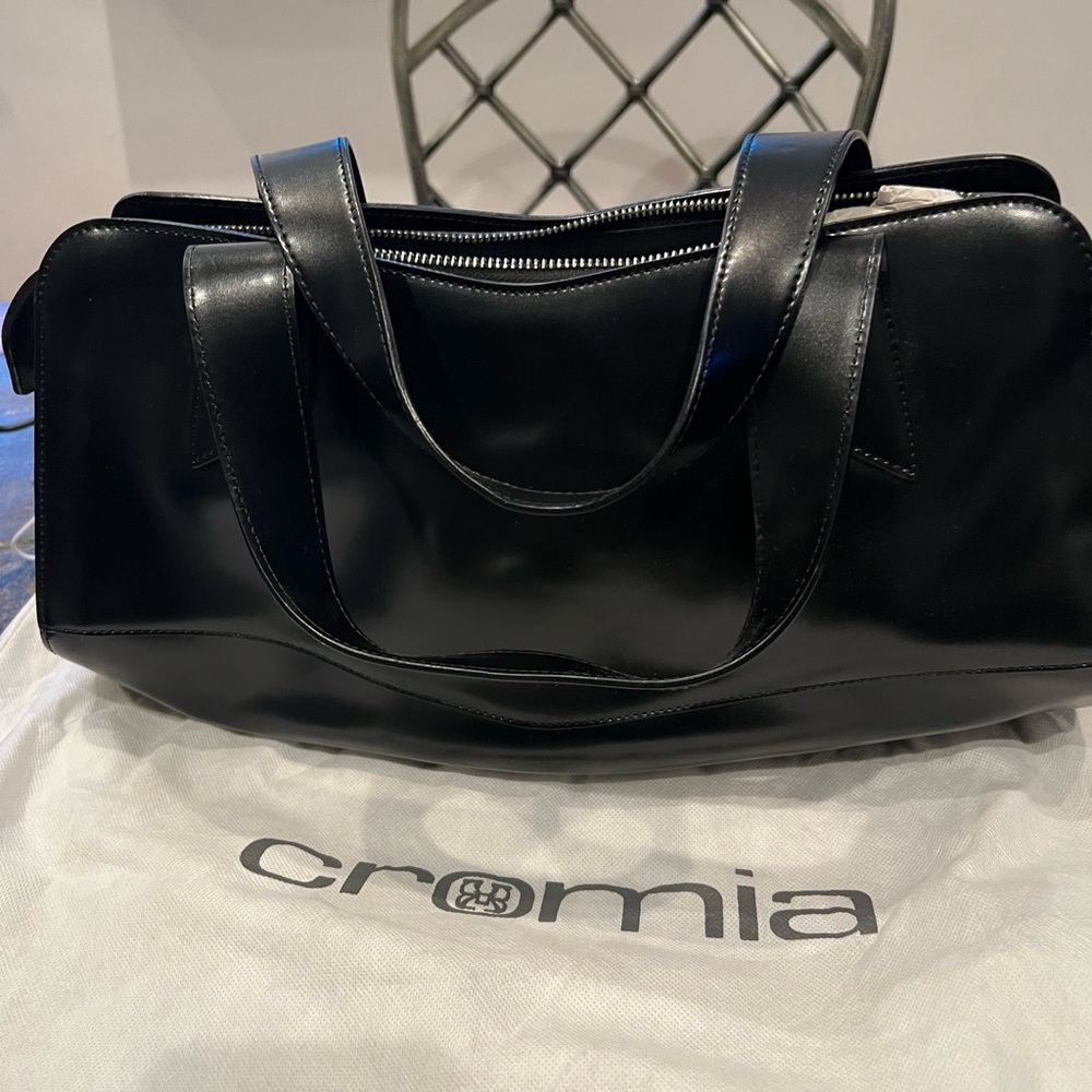 Cromia black leather handbag